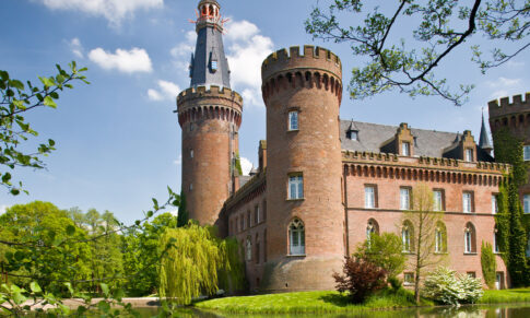 Schloss Moyland: Klevischer Verein referiert über Voltaire